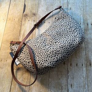Universal Thread Cheetah Print Purse Crossbody Medium / Large Size NWT Suedelike